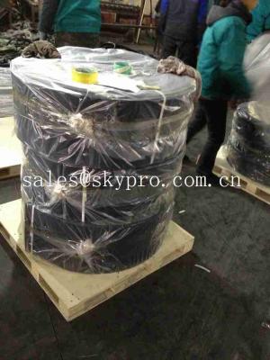 Китай Доска юбки конвейерной ленты Тумблерс Скиртбоард футеровки желоба резиновой защищенная поверхностью резиновая продается