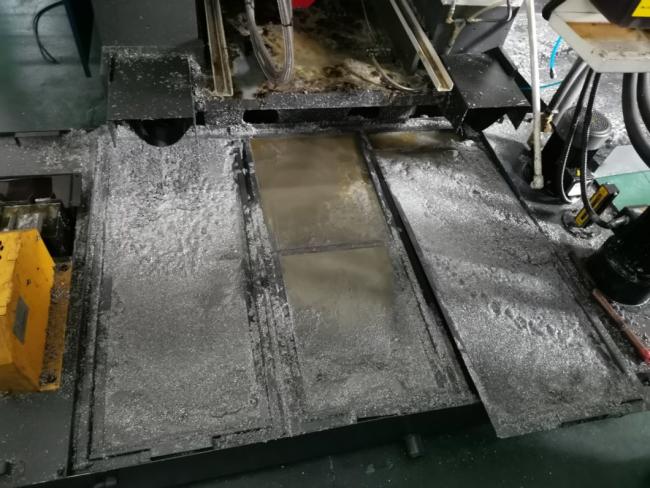 Machine Tool Iron Chip Cleaning Machine, CNC Water Tank Chip Removal Machine