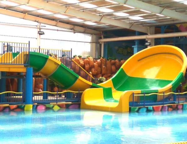 Quality 2 Person / Raft Swimming Pool Fiberglass Water Slide Kids Board Small Water Slides for sale