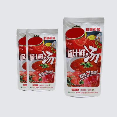 China 180 gramos de pasta de tomate en bolsas salsa roja pasta para el restaurante en venta