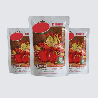China 70 gramos de salsa roja de tomate grasa 0 gramos de ketchup de tomate agrio y caliente en venta