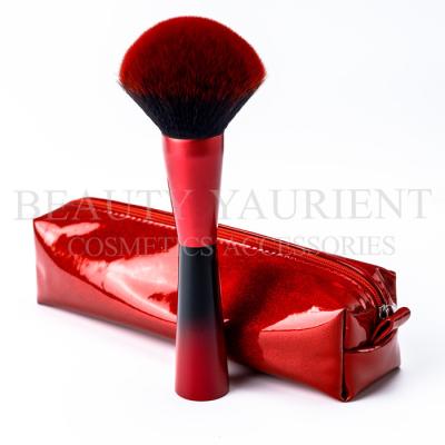 China Customizable Big Fluffy Powder Brush With Spray Gradient Ramp Plastic Handle for sale