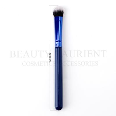 China 2tones Synthetic Hair Single Eyeshadow Makeup Brush Long Lasting 17.3cm for sale
