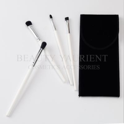 China Soft Bristles 4pieces Eyeshadow Makeup Brush Kit White Wooden Handle for sale