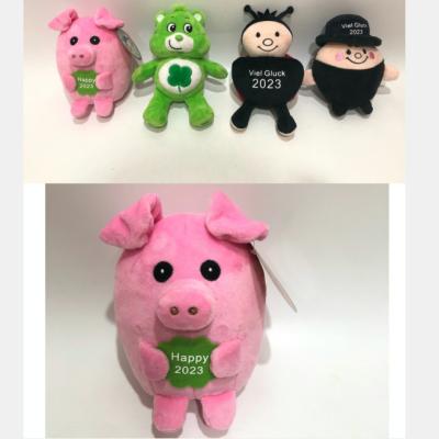 China Los peluches de la felpa del cerdo del 15CM fijados para el partido favorecen el día de tarjetas del día de San Valentín en venta