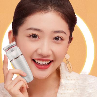 China Fashion beauty eye electric heating eyelash curler anti-scald and curling last all day for sale
