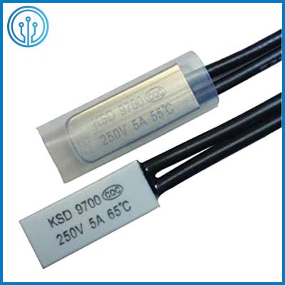 Chine Contrôle de température bimétallique bimétallique en plastique de thermostat du commutateur AC125V de la température KSD9700 à vendre