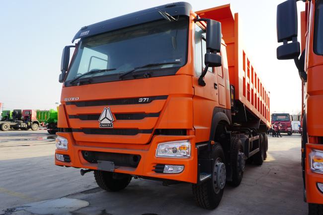dumper truck