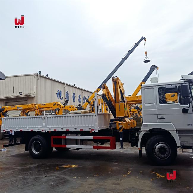 Truck with crane