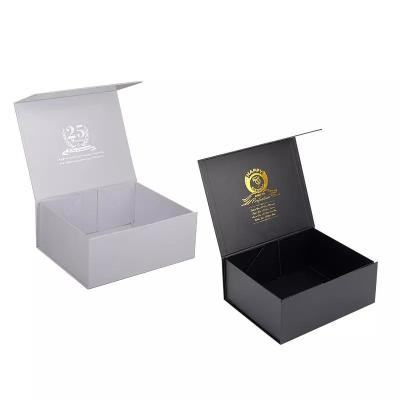 China Custom Logo Black Magnetic Paper Box Folding Gift Box For Shoes Clothing for sale