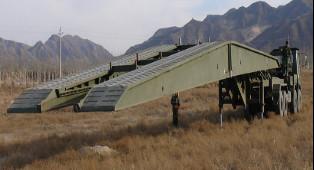 China 21m Long, Tracked Load-60t, Wheeled Load-13t Mechanized Bridge Emergency Equipment for sale