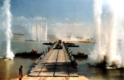 China Ponte de equipamento/de flutuação de construção de uma ponte sobre da ponte de pontão 79A da fita /Military/ponte de pontão à venda