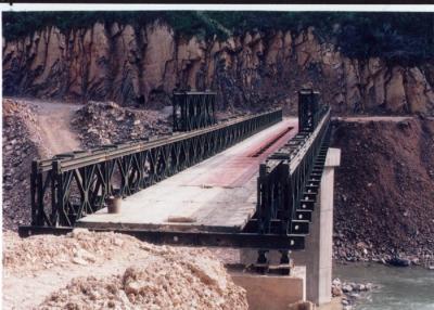 中国 Q345B Q460Cの鉄骨構造のベイリーのトラス橋の軍隊のベイリー橋 販売のため