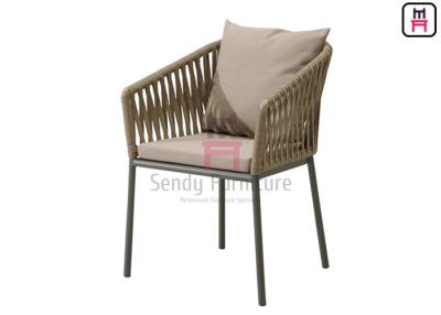 China Estilo moderno de relaxamento das cadeiras de jardim de Textoline dos braços do balanço com coxim impermeável à venda