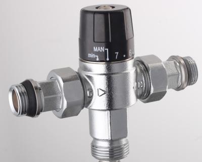 China Válvulas mezcladoras termostáticas de agua caliente ajustables con filtros de válvulas de retención 1/2 '' / 3/4 '' en venta