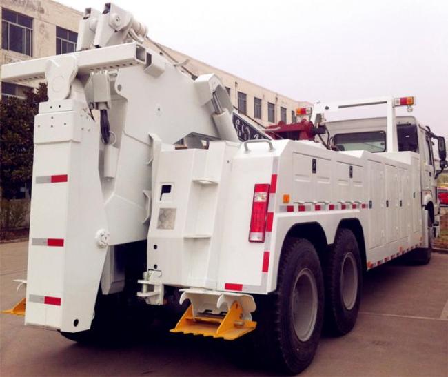 Tractor Wrecker Tow Truck Towing 25 Ton 6 x 4 Driving With Hydraulic Winch