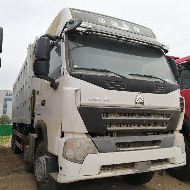 Sinotruck Howo 6*4 6x4 30ton Hydraulic Cylinder Dump Truck Tipper