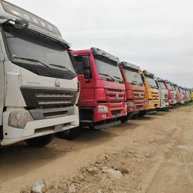 Sinotruck Howo 6*4 6x4 30ton Hydraulic Cylinder Dump Truck Tipper