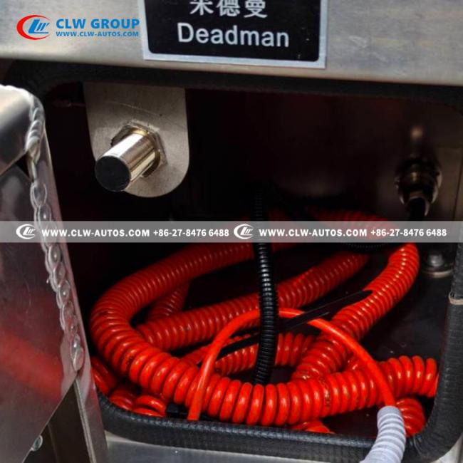 FAW J6P Aircraft Refueling Truck control panel