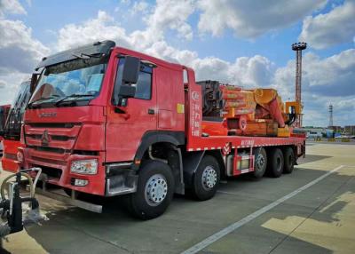 Chine Le camion résistant a monté la grue télescopique, grue montée par caisse de camion pliée des 10 x 4 100 tonnes à bras à vendre