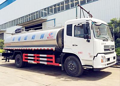 China A entrega do petroleiro do caminhão do depósito de leite de DONGFENG 10cbm e do leite dos reboques transporta o caminhão à venda