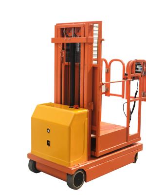 China 2.7 - 4.5m Self Propelled Warehouse Order Picker Safety Convenient To Operate for sale