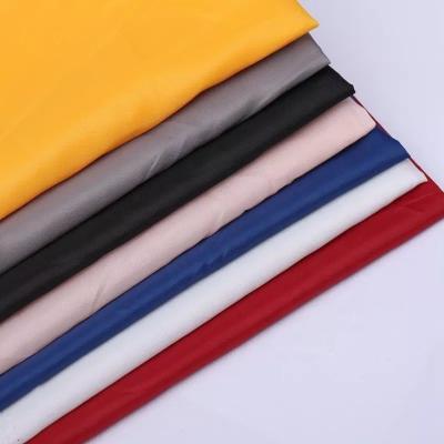 China Durable Cloth Nylon Polyester Fabric Waterproof Shrinkage 3%-5% for sale