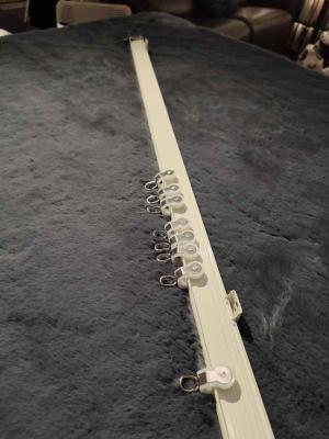 China Janela curva de liga de alumínio em forma de L em forma de U, trilho deslizante, barra de cortina flexível, trilha de trilha única, trilha dupla, silêncio à venda