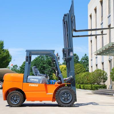 China Solid Tire Robust High Power Diesel Forklift Industrial Grade 3-6m Lifting for sale