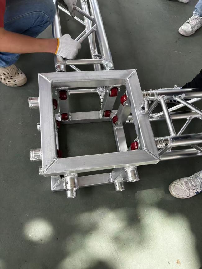 Close-up view of truss spigot connection component