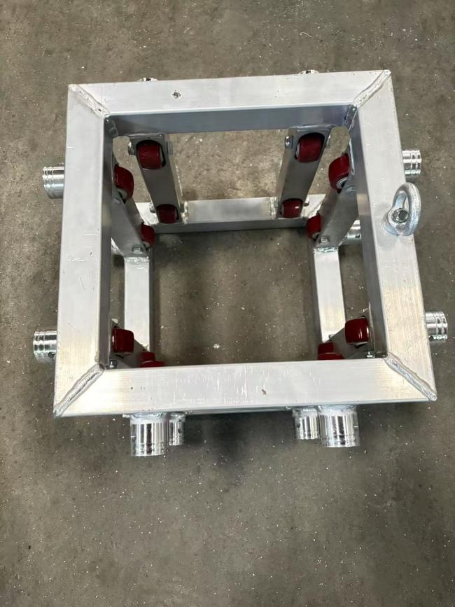 Square sleeve block aluminum alloy spigot accessory for stage truss system
