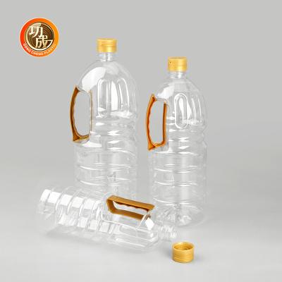 China Plastic Condiment Bottles Screw On Lid Seasonings Packaging 1000ml-1800ml Capacity for sale