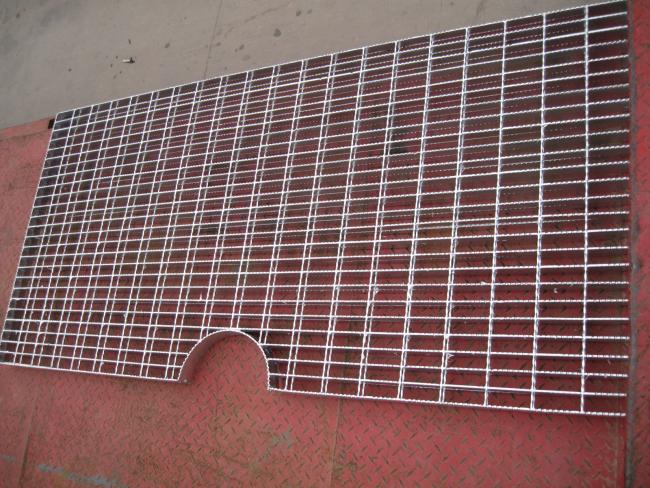 Round Bar Galvanized Serrated Grating