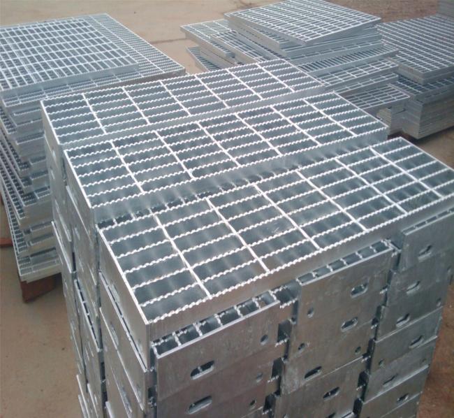 Round Bar Galvanized Serrated Grating