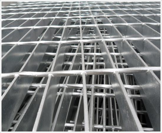 Heavy Duty Anti Slip Welded Steel Gratings