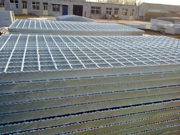 Galvanized Serrated Flat Steel Grating