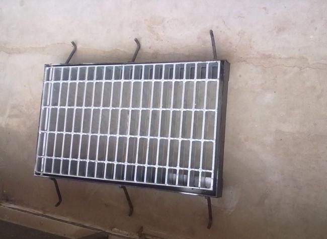 Low Carbon Steel Trench Drain Metal Grate