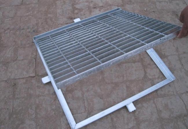 Silver Steel Grating Drain Cover