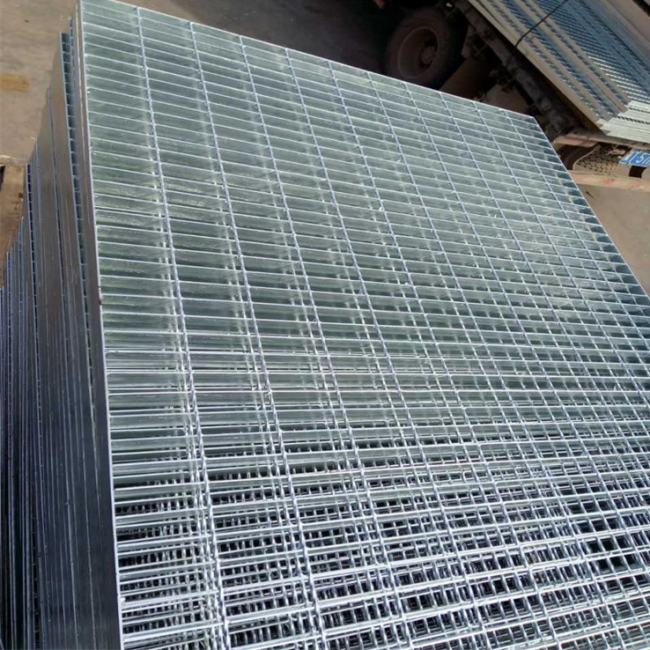 Outdoor Use Hot-dip Galvanized Anti-slip 30*3mm Steel Grating