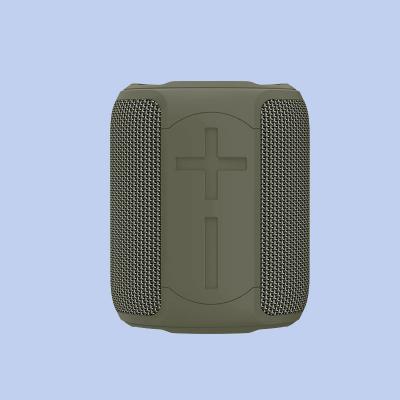 China Compact Lightweight Portable Wireless Speakers AUX Bluetooth Outdoor Speakers for sale