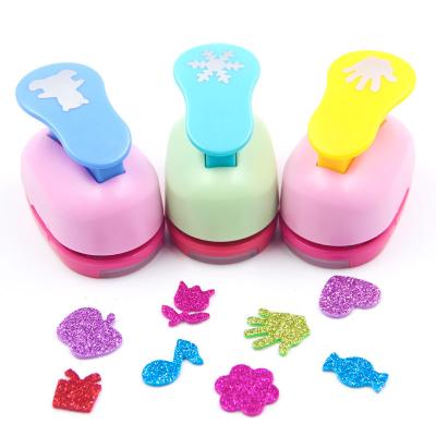 China Paper Punchers Craft Holes Shape Punches Scrapbook Round Star Heart Flower Shape Kids Party Favors DIY Artwork Gift Wrapping for sale