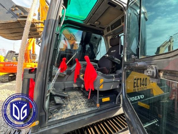 Quality Ec140 14 Ton Used Volvo Excavator with Efficient cooling fan system for sale