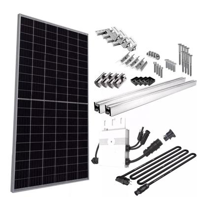 China El mono panel cristalino de la Sistema Solar del balcón en la rejilla 800W con el soporte en venta