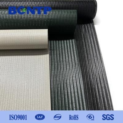 China Factor de apertura 530gsm Protector solar de malla persianas de tela Protector solar de telas para persianas de rodillo en venta