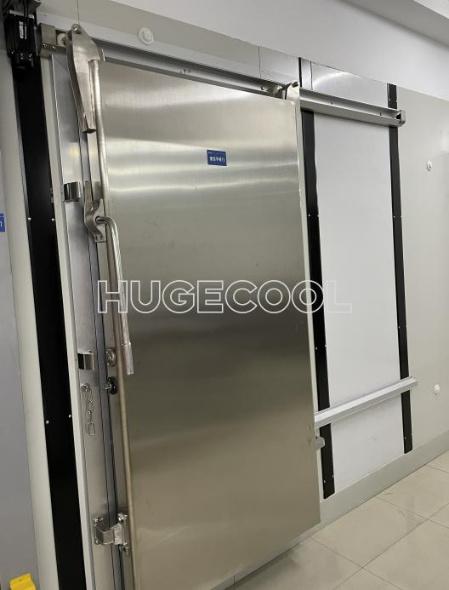 Thermal Insulated PU Panel Manual Sliding Door for Cold Room