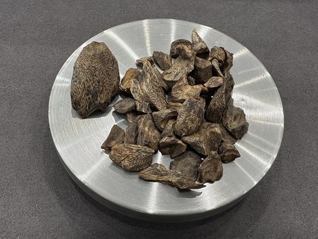 TRIPLE SUPER 1 SIDE FLAT OUD FROM PURE OUD China WITH GOOD HANDCRAFT METHOD