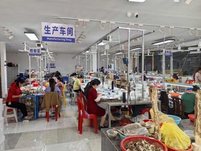 Agarwood product finishing and quality inspection stage