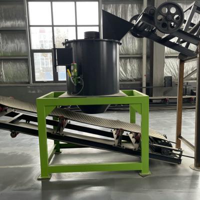 China 3Ton 11Kw Fertilizer Processing Machine Vertical Crusher With Chain Structure for sale