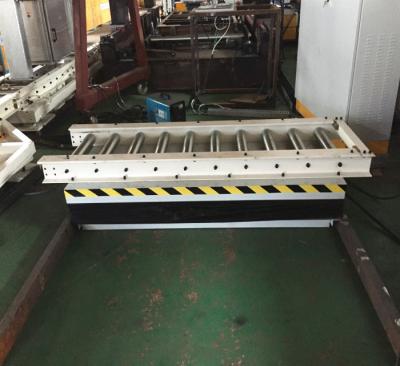 China Automated Gravity Powered Roller Conveyor System For Logistic Products for sale
