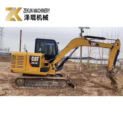 Китай Использованный CAT 305.5E2 мини экскаватор отслеживается 305.5 5380 кг Машина вес 32 кВт мощность продается